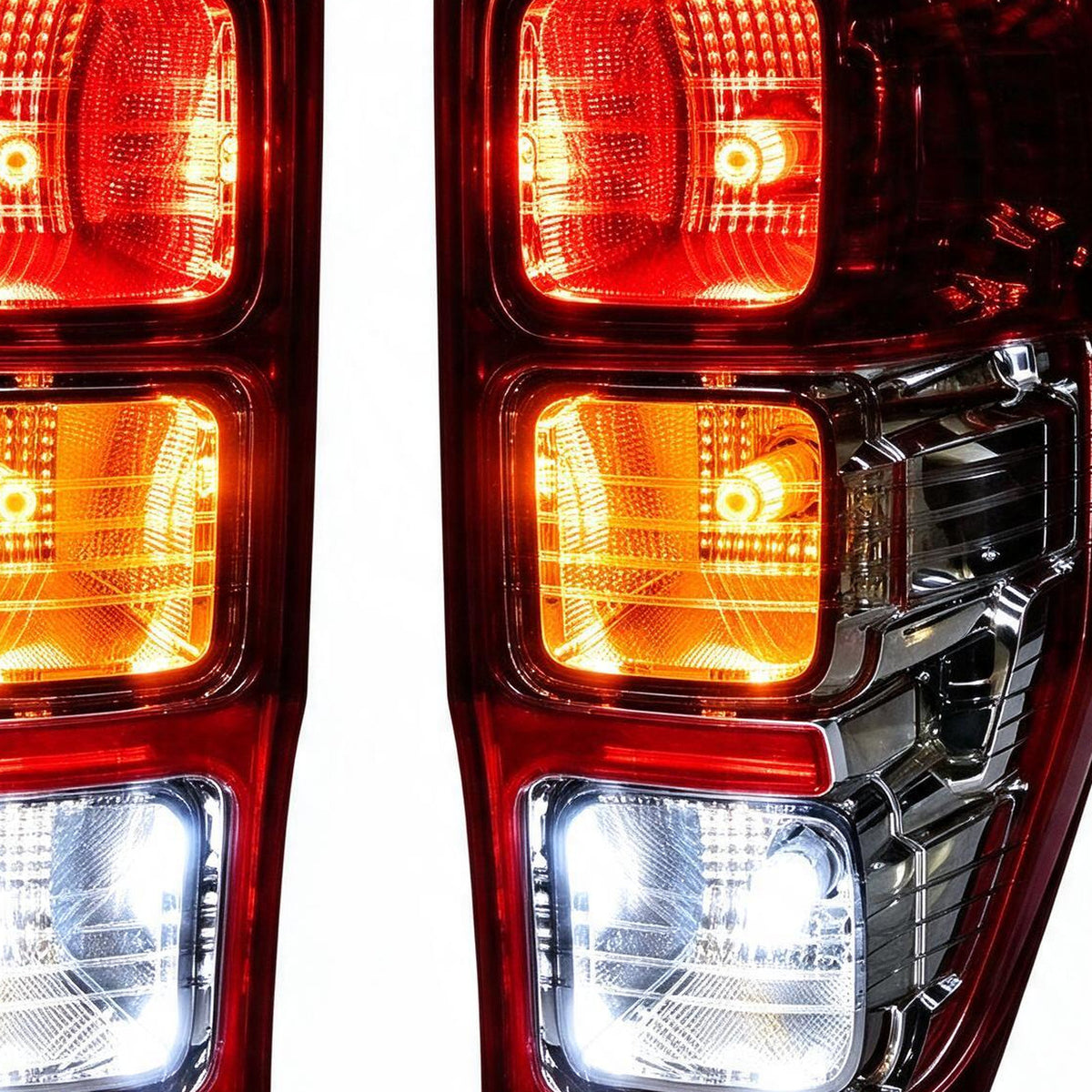 Chrome Tail Light Assembly LH RH with LED Globes Suitable for Ford Ranger Ute - XQ1