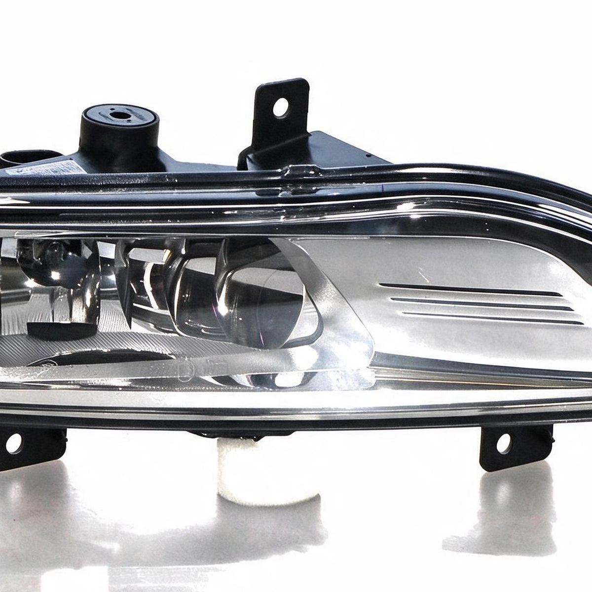 Fog Lamp Passenger Side Suitable for Nissan Navara NP300 Frontier X-Trail - XQ1
