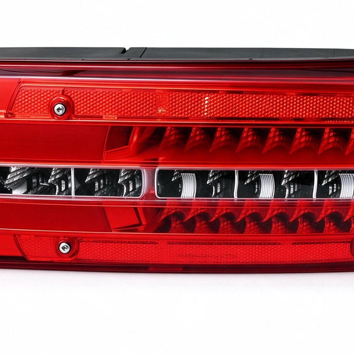 LED Tail Light Assembly Suitable for Ford F-150 Chevrolet Silverado Dodge Ram - XQ1