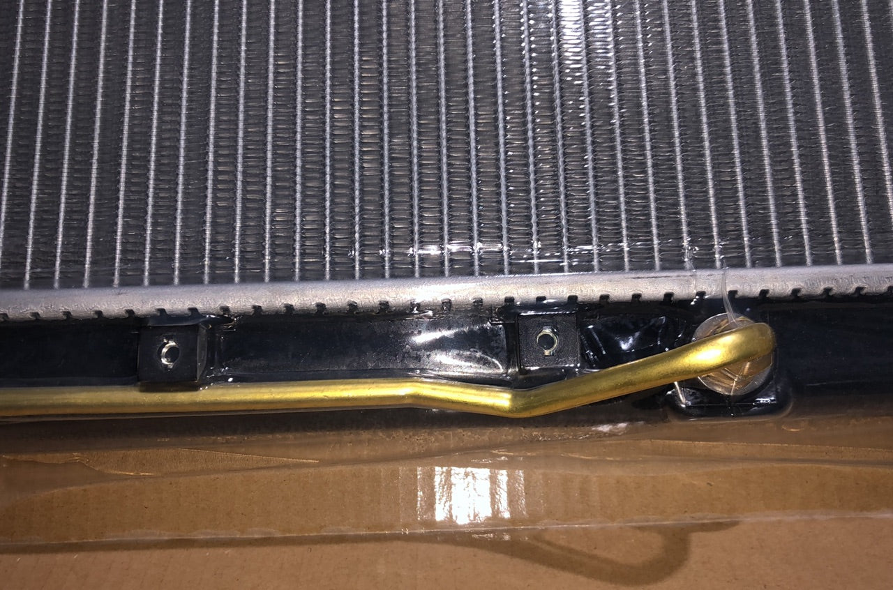 Radiator Suitable For Mitsubishi 380 DB 3.8L V6 2005¡§C2008 Automatic & Manual Transmission